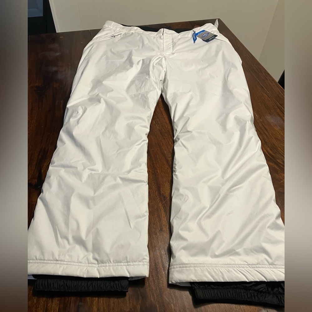 Columbia White Women’s Plus 1X NWT Insulated Pants with Omni Tech